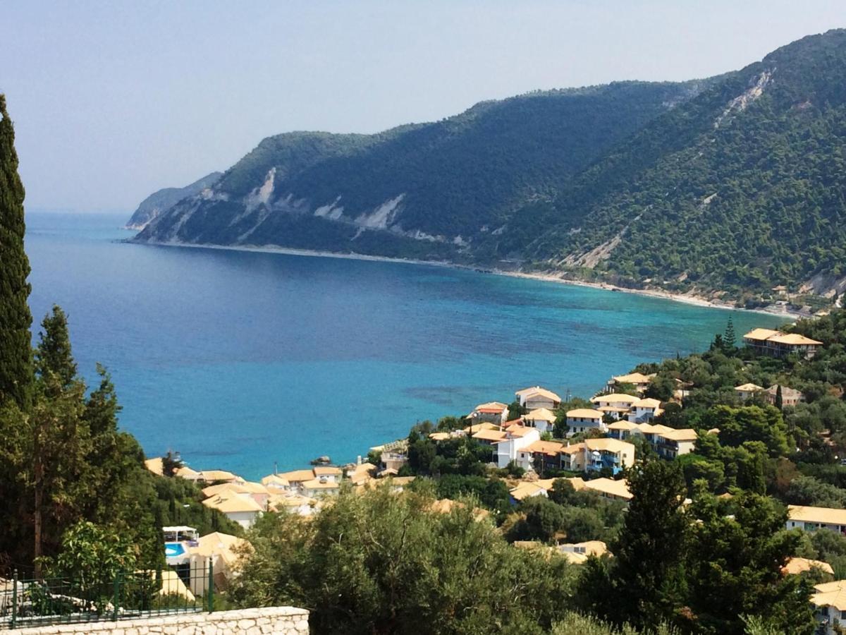 Deep Blue- Rosemary Sea View Apartment Ayios Nikitas Luaran gambar