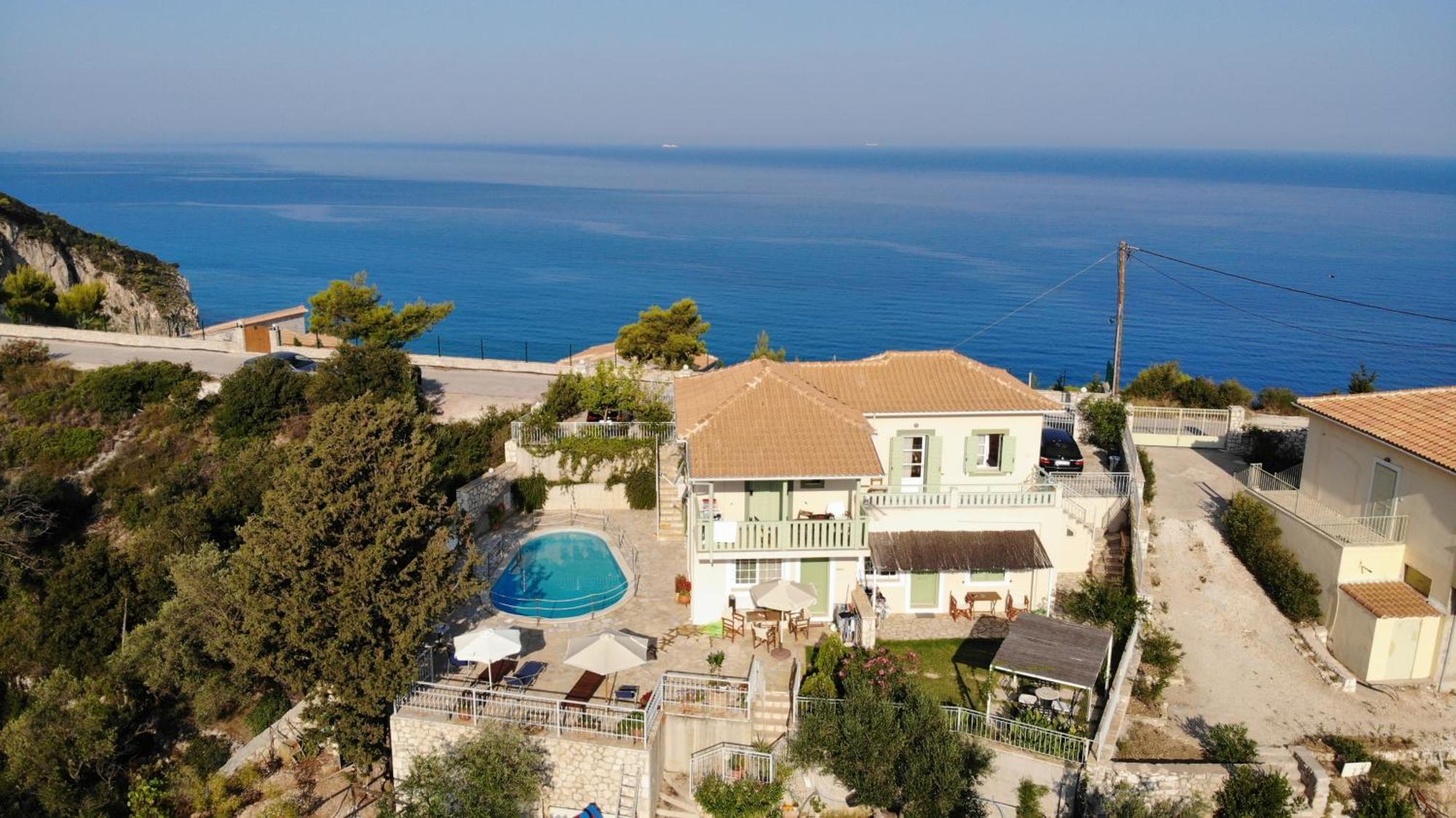 Deep Blue- Rosemary Sea View Apartment Ayios Nikitas Luaran gambar